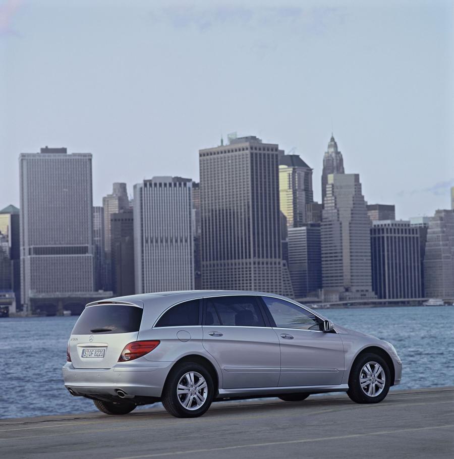  Mercedes-Benz R-Class 2006 года  (фото 294 из 331)